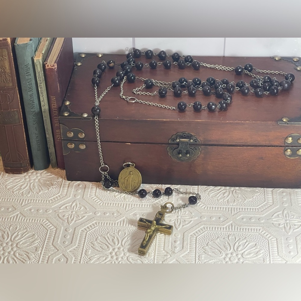 Silver and Black Rosary Necklace - Picture 2 of 16
